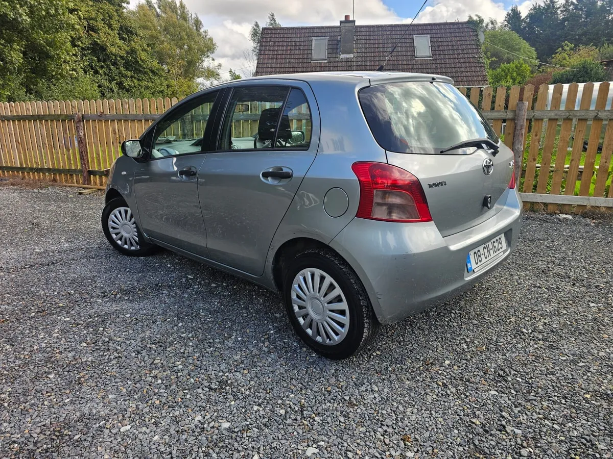 Toyota Yaris - Image 6