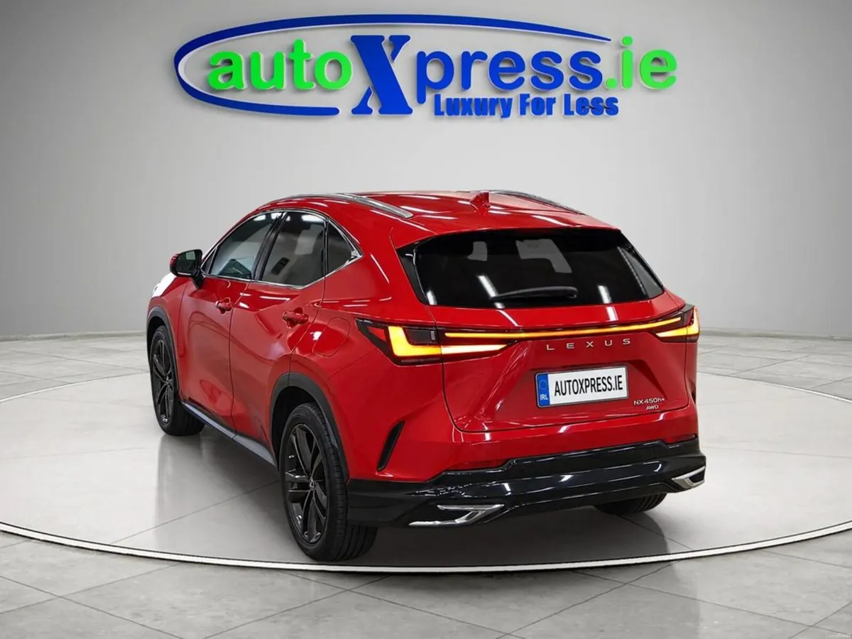 Lexus NX 2.5 PHEV, 4WD, Panoramic roof, Low mileag - Image 3
