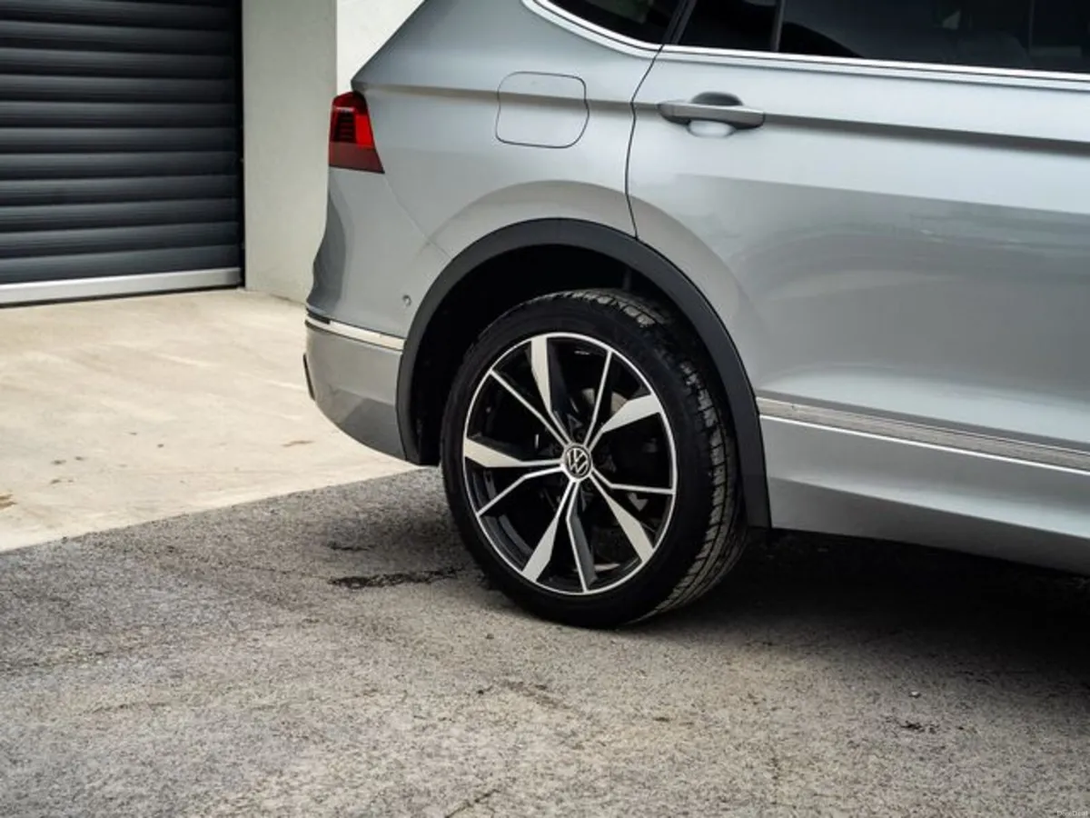 Volkswagen Tiguan Allspace R line Auto Allspace - Image 4