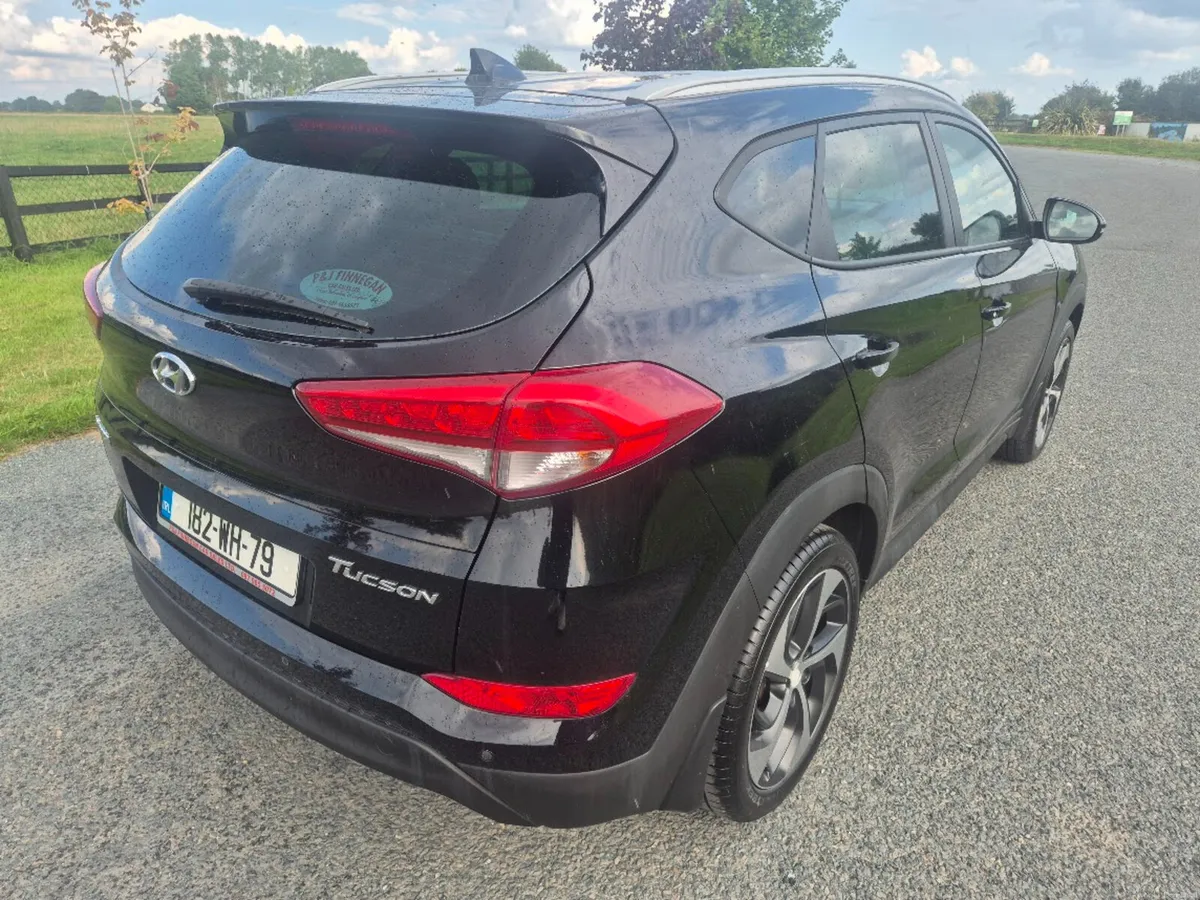 2018 (182) Hyundai Tucson IX35 EXECUTIVE SE 5DR - Image 4
