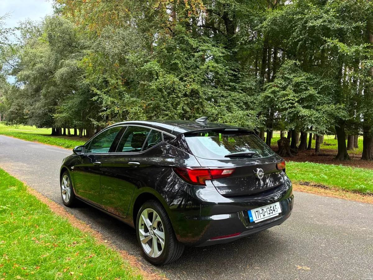 Opel Astra 2017 SRI Diesel Lovely Car - Image 5