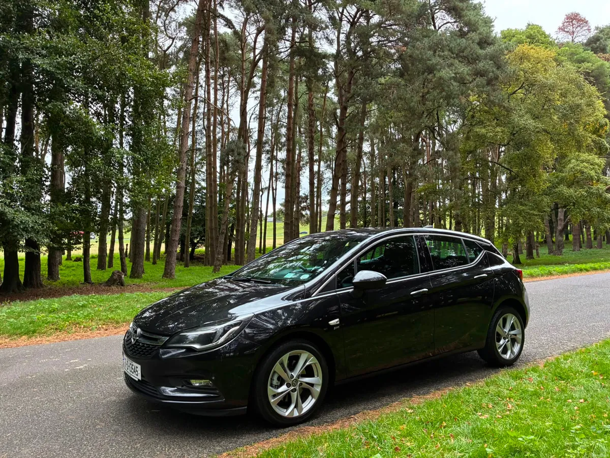 Opel Astra 2017 SRI Diesel Lovely Car - Image 3