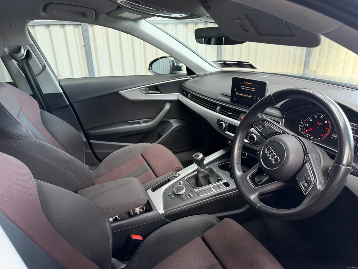 Audi A4 2016 Sport 1.4Tfsi Manual 150bhp - Image 4