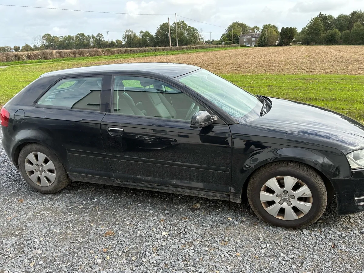 2011 Audi - Image 1