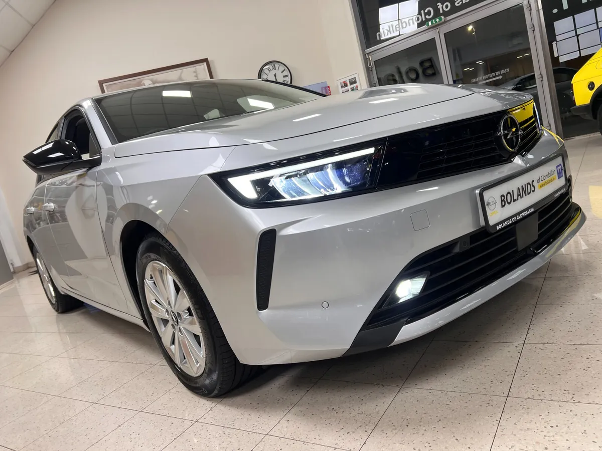 23,000 Kms Unbeatable Staright Sale Price AUTOMATI - Image 1
