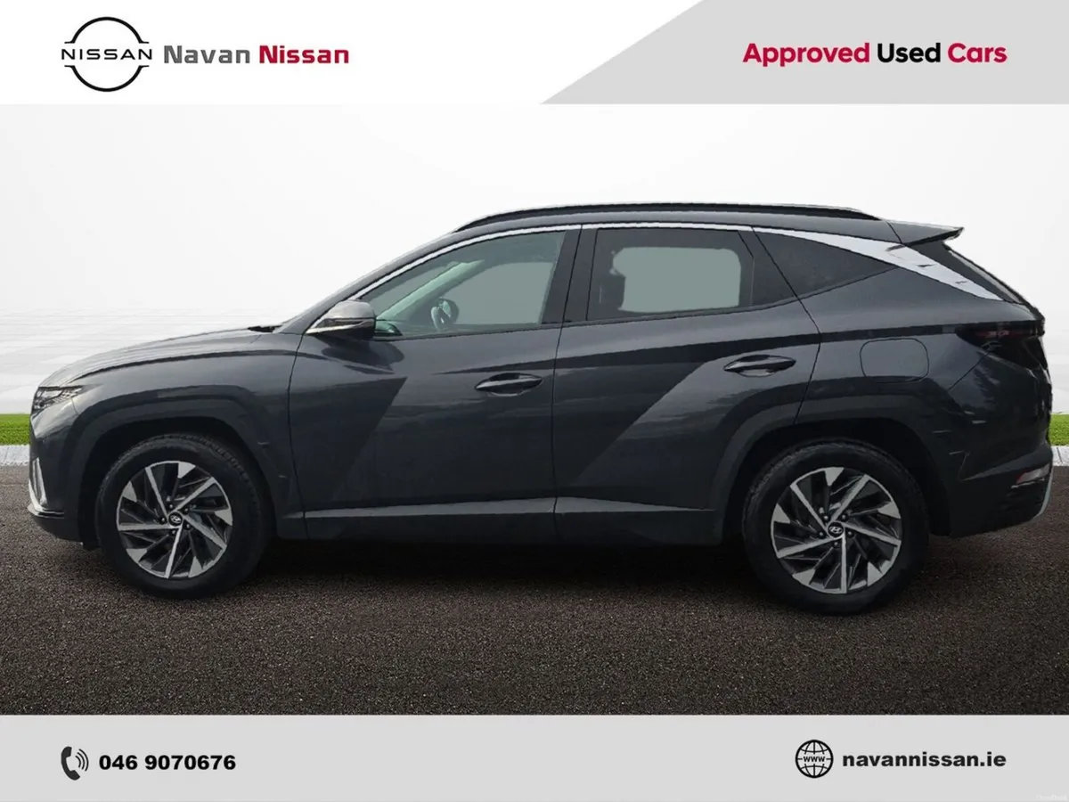 Hyundai Tucson 1.6D Executive Plus *4.99% APR*HUGE - Image 6