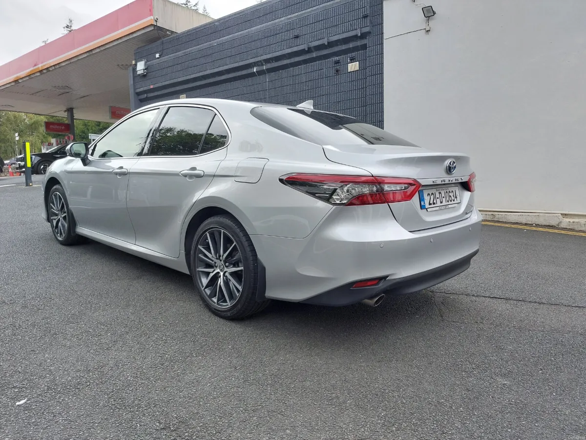 Toyota Camry 2022 PLATINUM IRISH CAR HIGH SPEC - Image 5