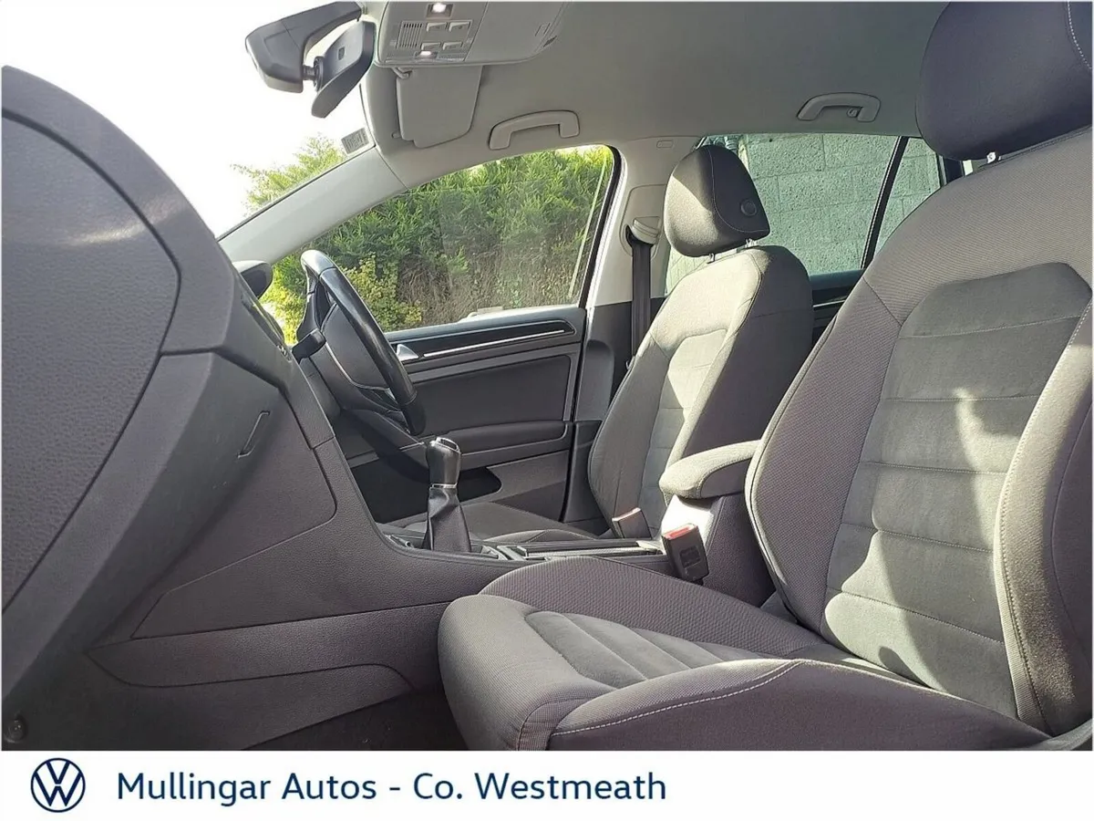 Volkswagen Golf 1.0 TSI 5DR 110HP Highline - Image 4