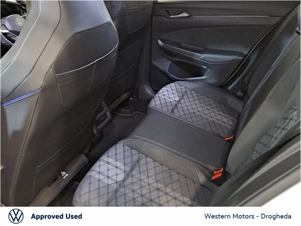 Volkswagen Golf R-LINE 1.5 TSI MHEV 116HP - Image 6