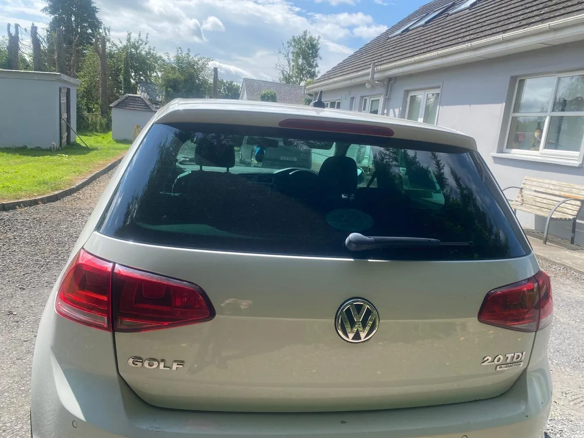 Volkswagen Golf 2013 - Image 2