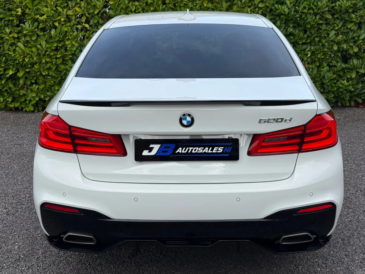 BMW G30 520D 2019 M-Sport **LOW MILES** - Image 3