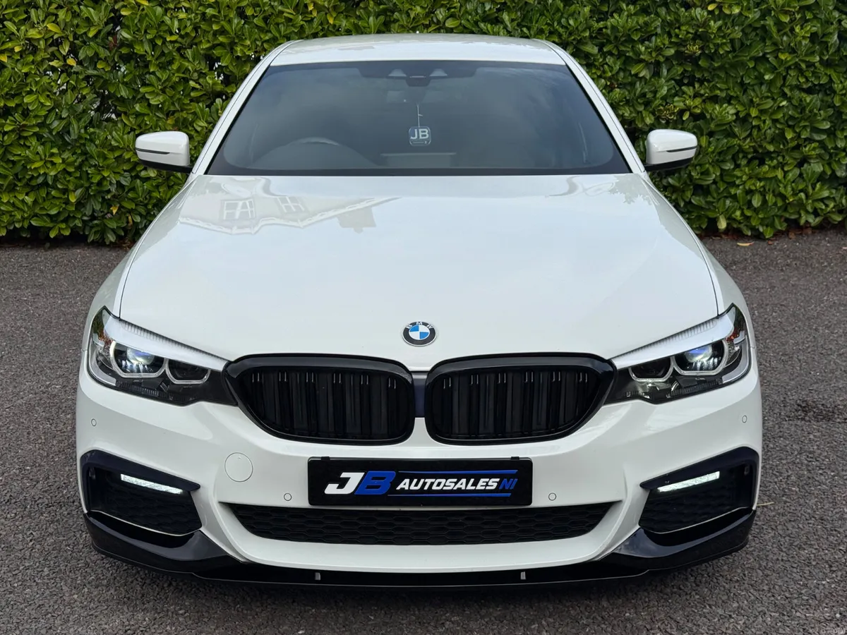 BMW G30 520D 2019 M-Sport **LOW MILES** - Image 6