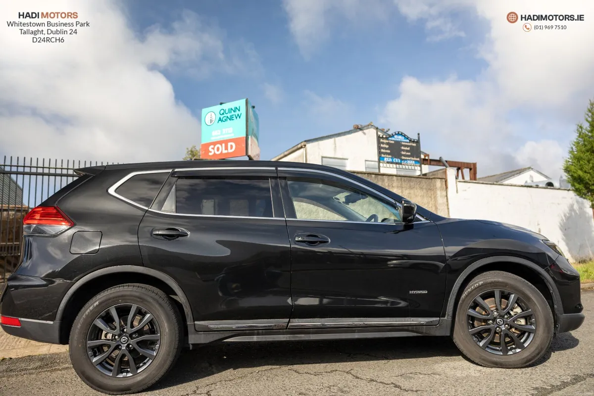 NISSAN X-TRAIL 2.0 HYBRID 2020 BLACK 25,000KM - Image 3