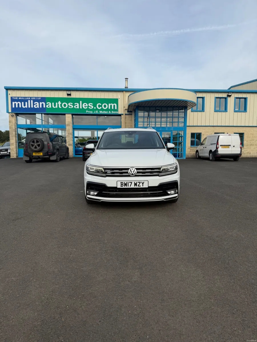 2017 Volkswagen Tiguan 2.0 TDi 4Motion R-Line DSG - Image 2