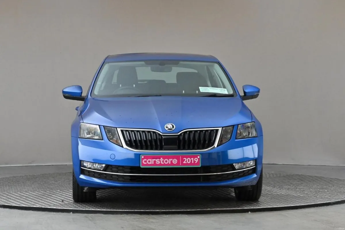 Skoda Octavia 1.0TSI DSG STYLE 115HP - Image 2