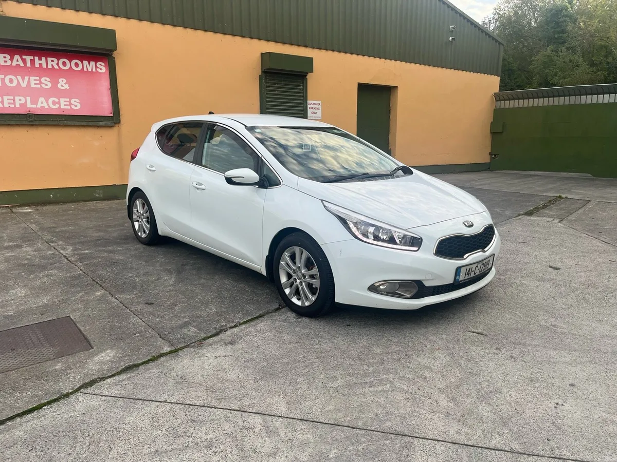 2014 Kia Ceed NCT 03/27 - Image 1