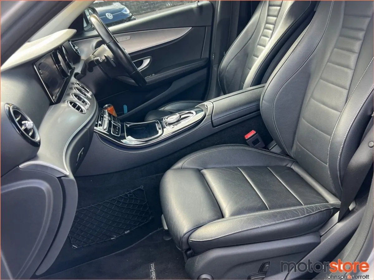 Mercedes-Benz E-Class E 220 D Avantgarde Automatic - Image 3