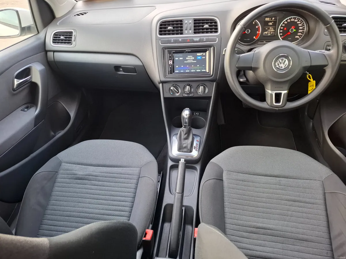 Volkswagen Polo 2012 Automatic - Image 6