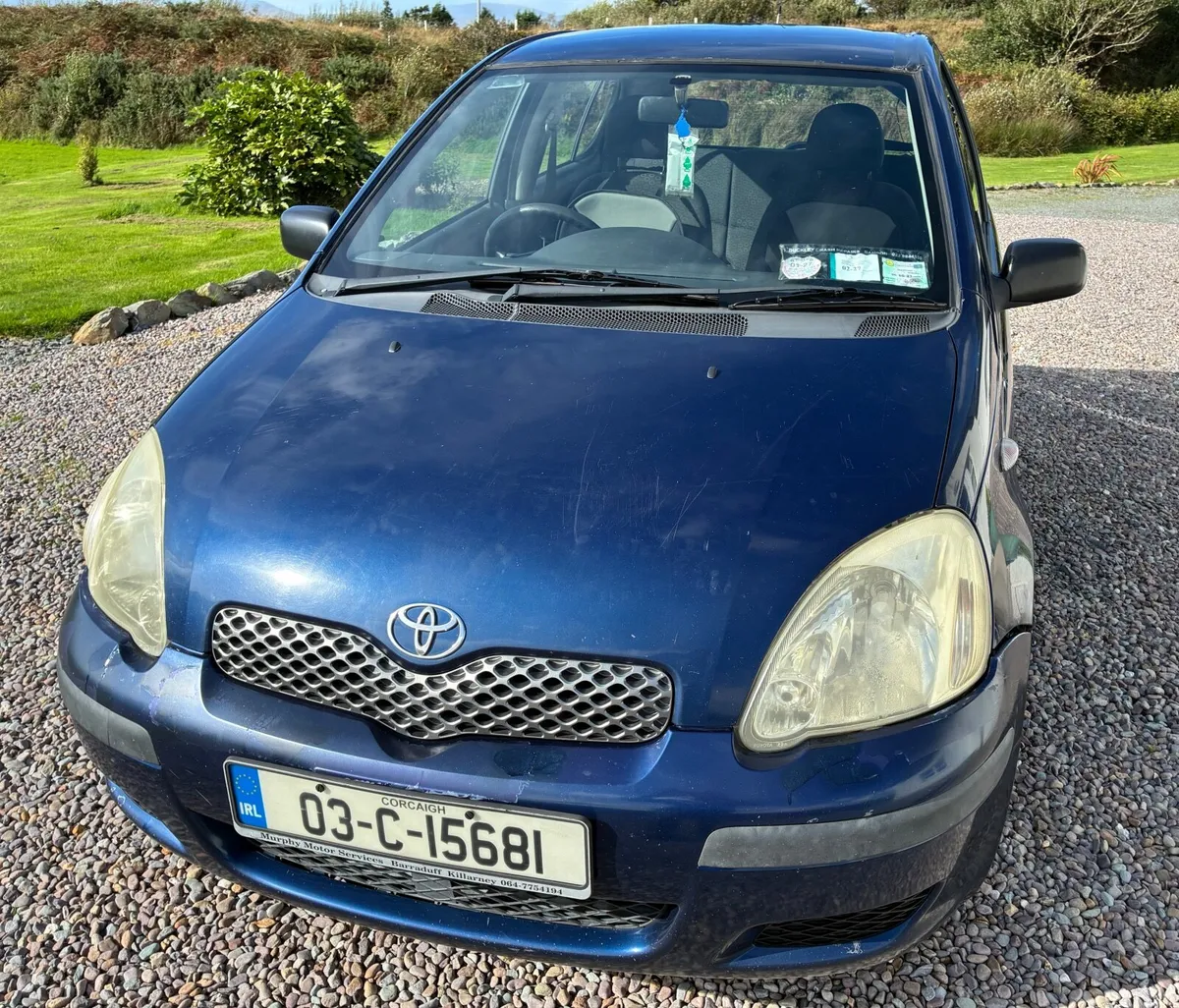 Toyota Yaris 2003 - Image 2