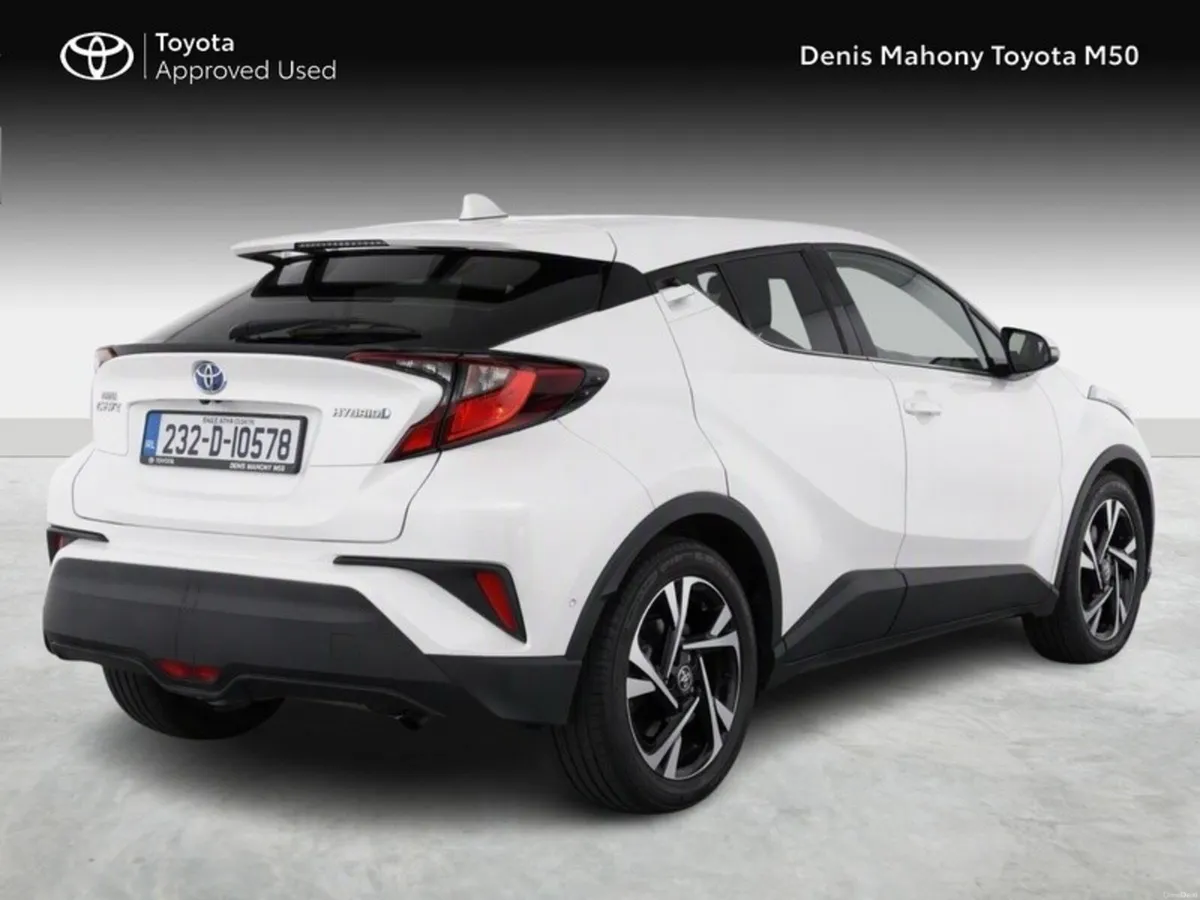 Toyota C-HR Sport Hybrid - Image 2