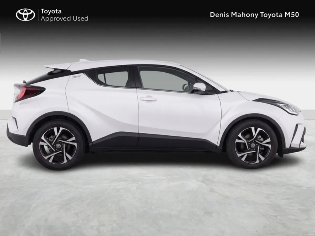 Toyota C-HR Sport Hybrid - Image 3