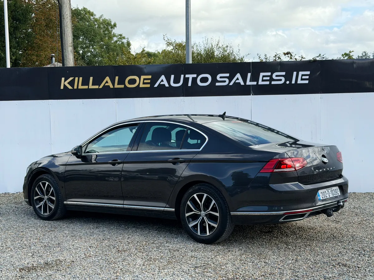 2020 Volkswagen Passat 2.0TDI Highline Manual - Image 5