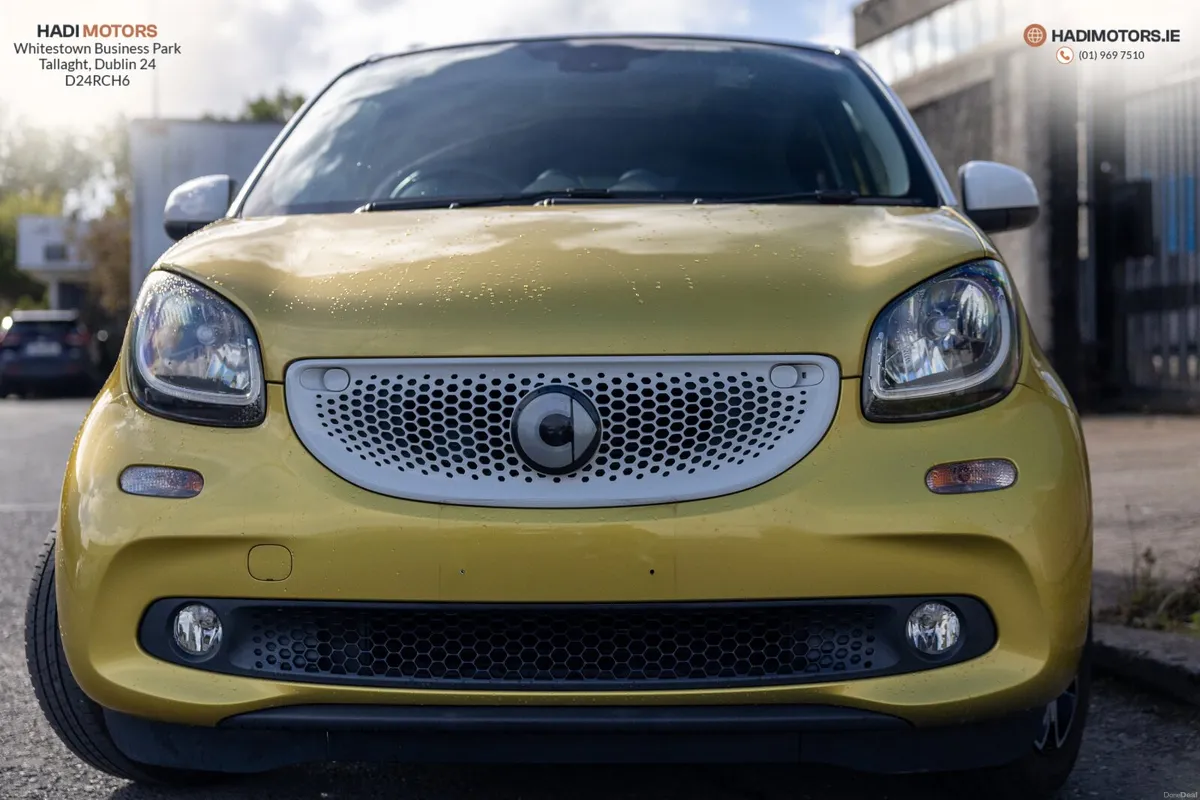 SMART FORFOUR AUTO 2018 WHITE - 4 SEAT CITY CAR - Image 1