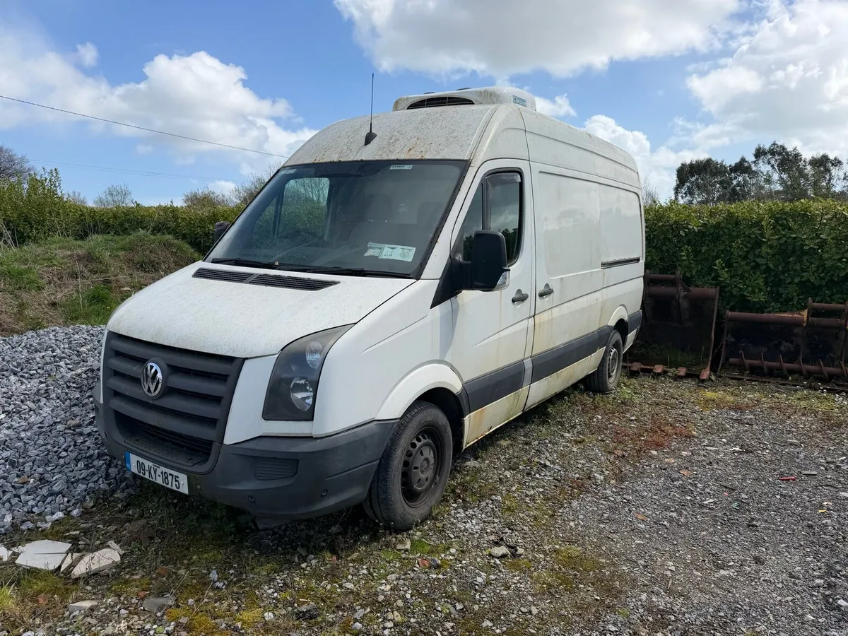 2006 toyota hiace 2009 crafter - Image 2