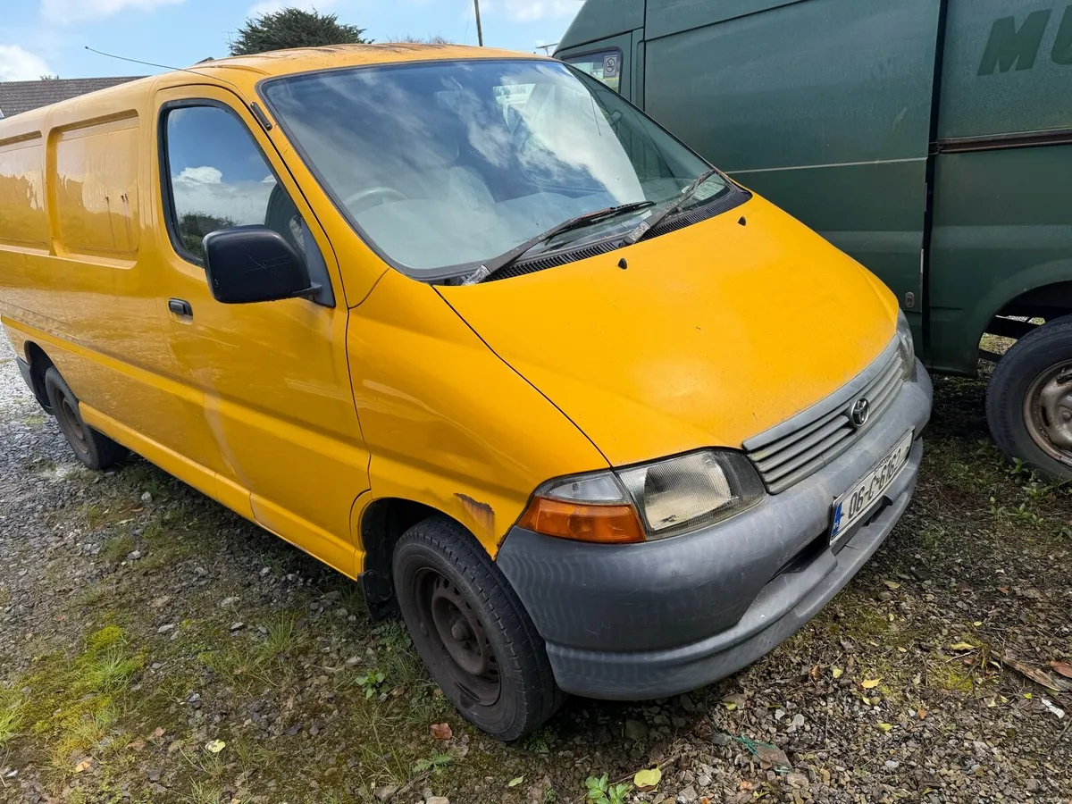 2006 toyota hiace 2009 crafter - Image 5