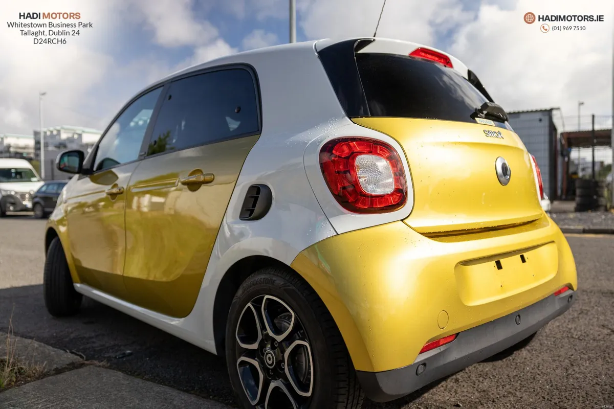 SMART FORFOUR AUTO 2018 WHITE - 4 SEAT CITY CAR - Image 5