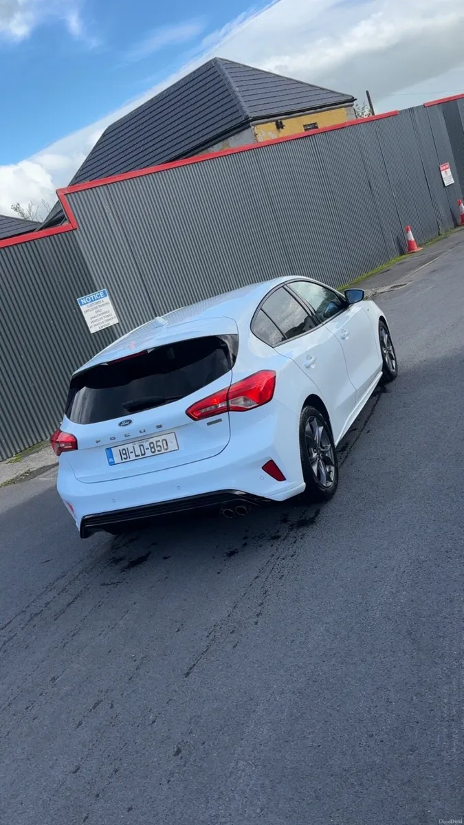 Ford focus - Image 4