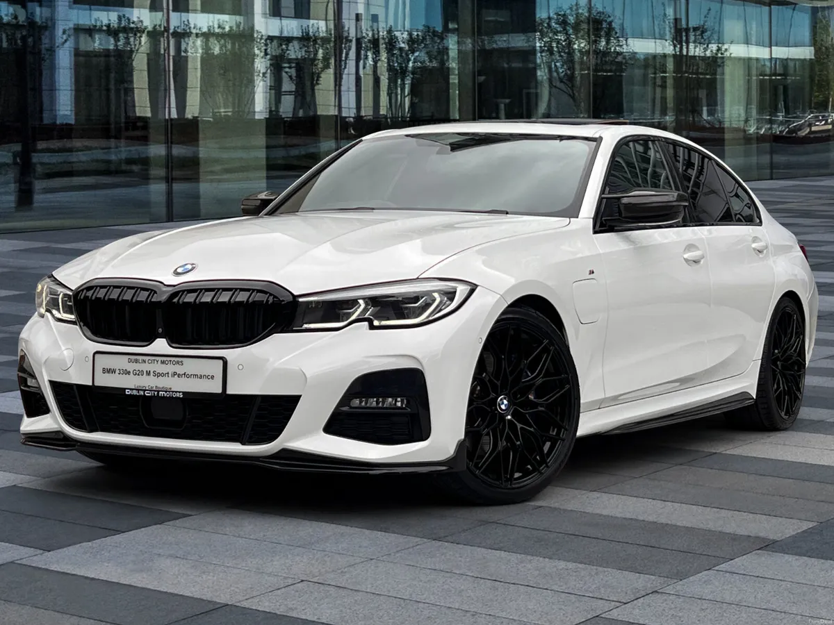 BMW 330e G20 M Sport iPerformance*Excellent Specs* - Image 3