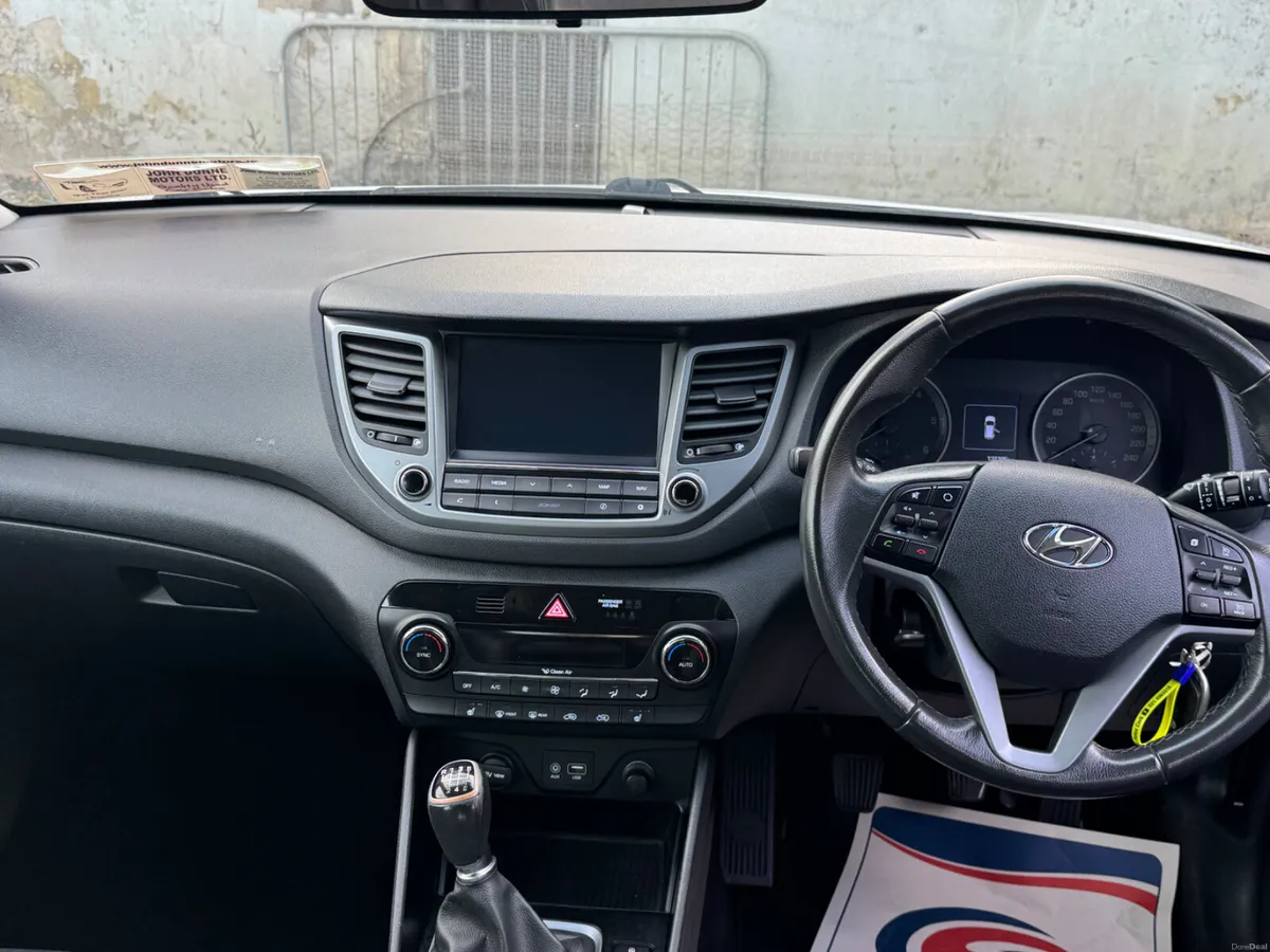 Hyundai Tucson High spec low mileage - Image 5