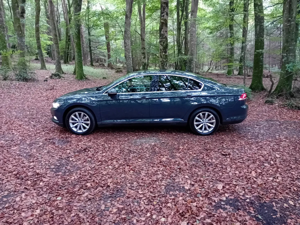162 VW PASSAT 1.6 TDI 120BHP AUTOMATIC - Image 4