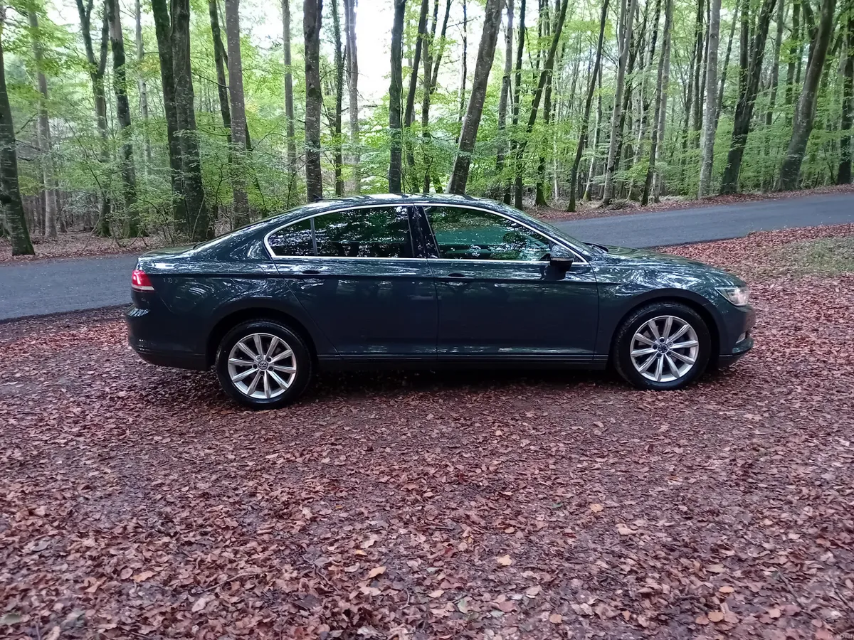 162 VW PASSAT 1.6 TDI 120BHP AUTOMATIC - Image 5