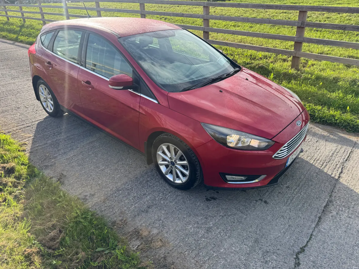 Ford Focus 2017,Diesel,Manual - Image 2