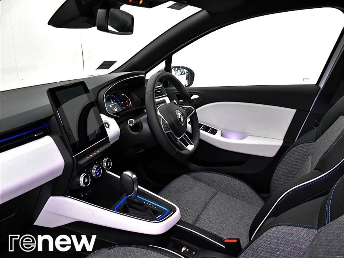 Renault Clio E-TECH Hybrid 140 Auto MY20 - Image 5