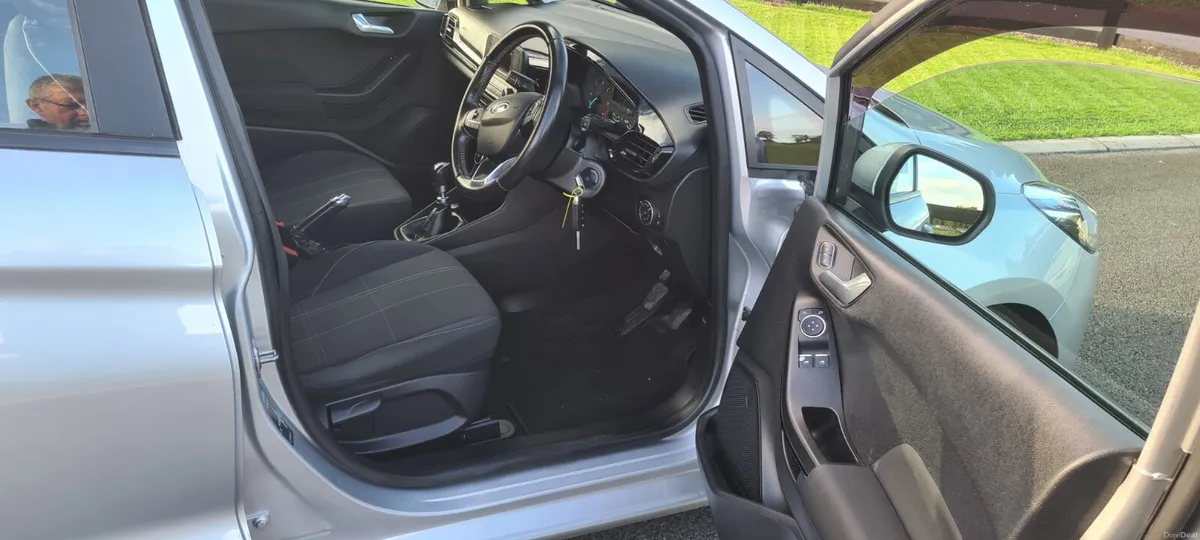 Ford Fiesta 2018 - Image 6