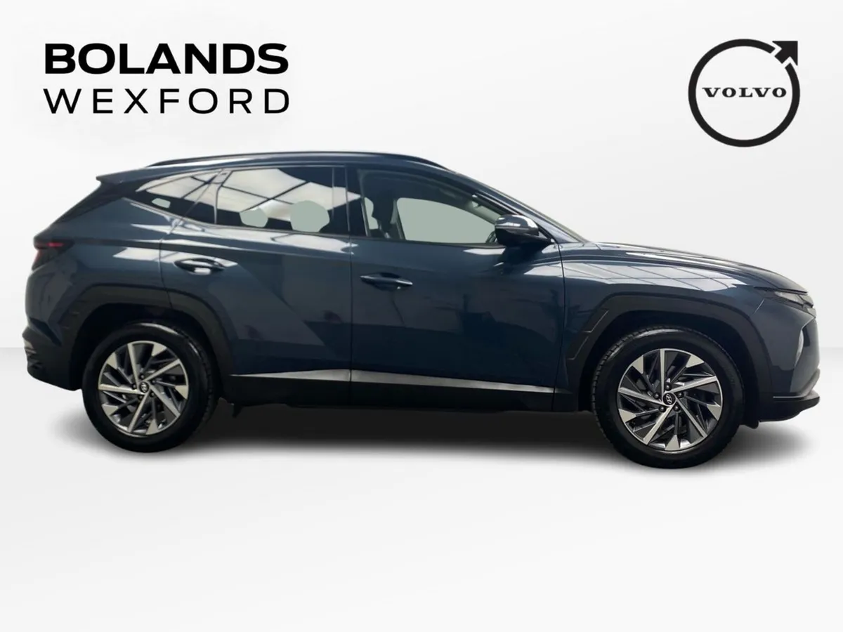 Hyundai Tucson 2WD Executive - Image 4