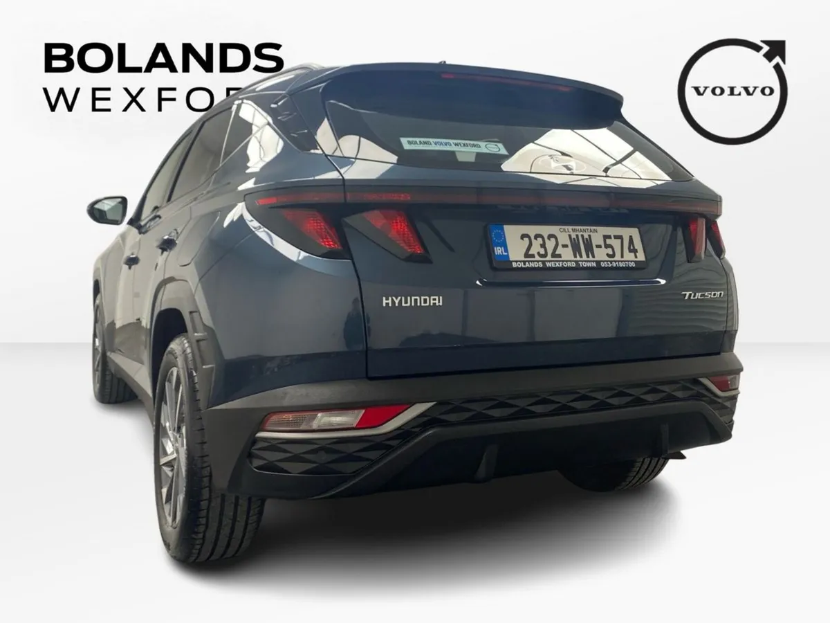 Hyundai Tucson 2WD Executive - Image 3