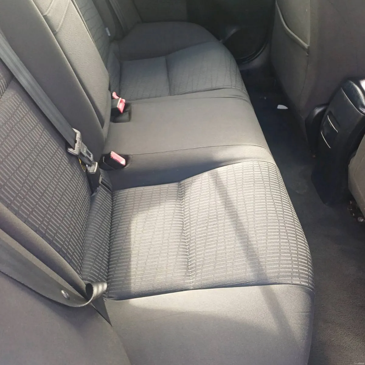 Toyota Avensis - Image 5