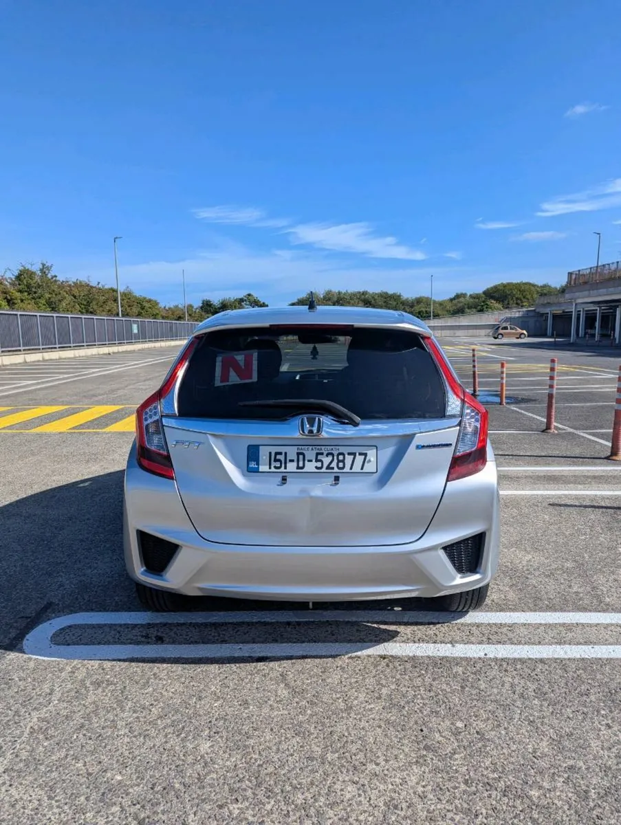 2015 Honda Fit hybrid - Image 4