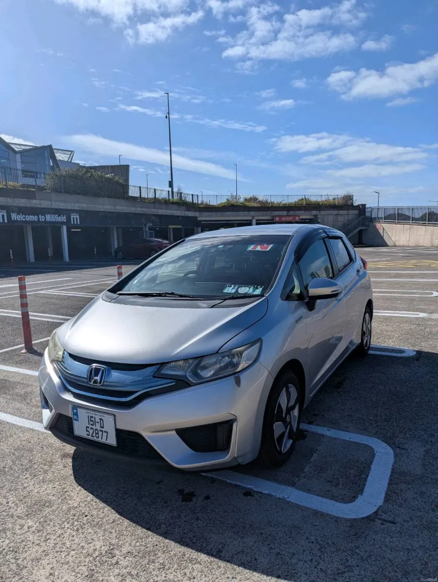 2015 Honda Fit hybrid - Image 1