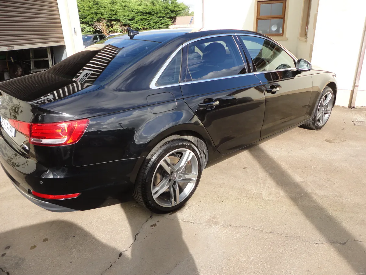 Audi A4 2016 - Image 5