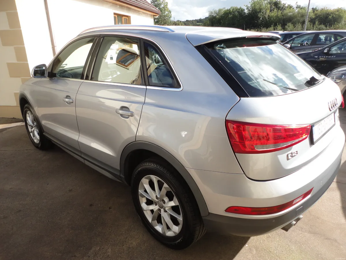 Audi Q3 2015 - Image 4