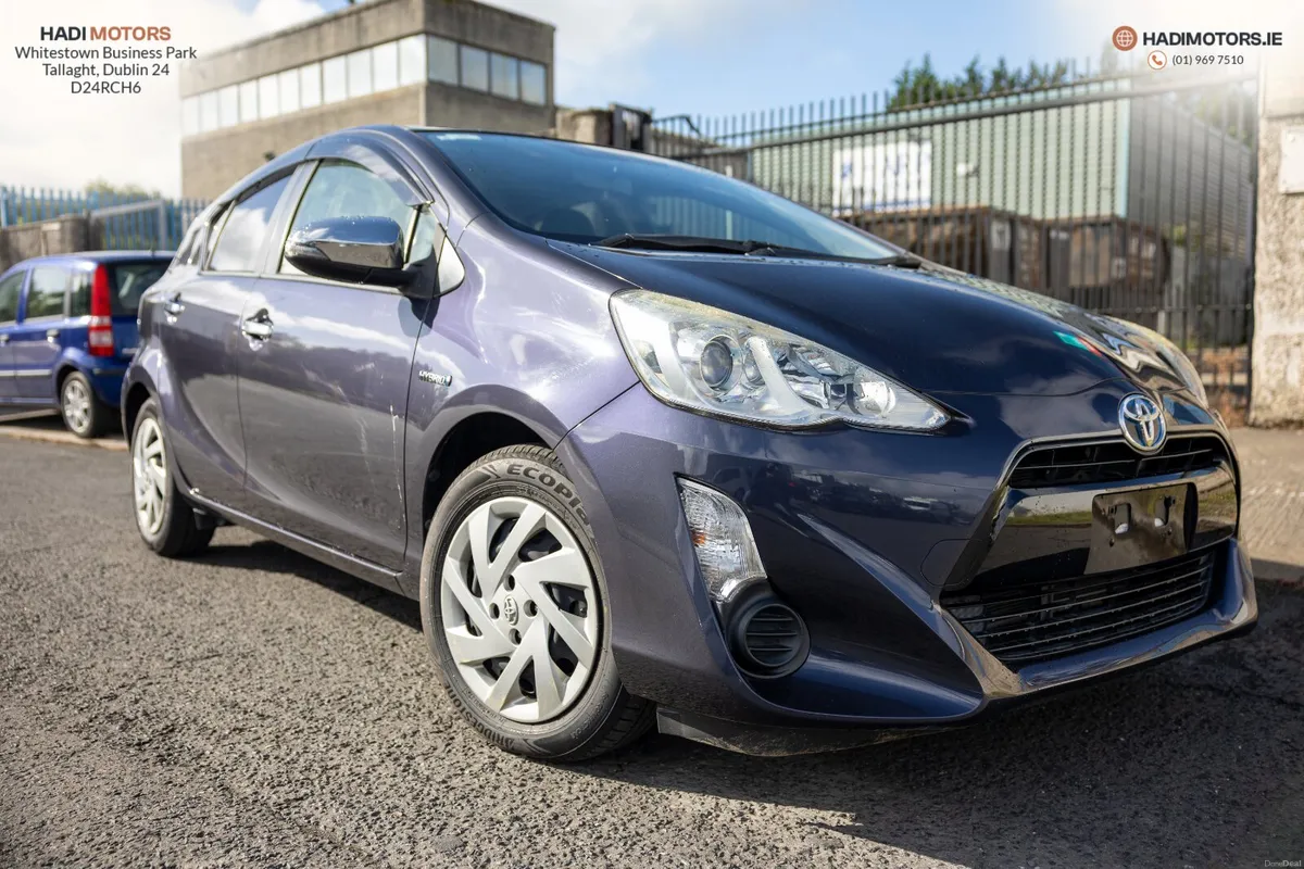 TOYOTA AQUA 1.5 HYBRID 2015 BLUE - 82,000KM - Image 2