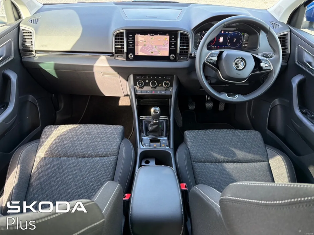 Skoda Karoq SELECTION PLUS 2.0 TDI 115HP - Image 2