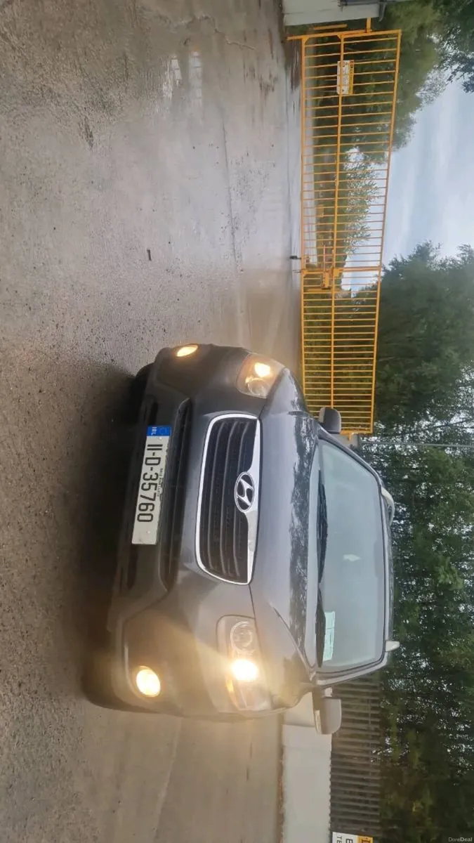 Hyundai santafe 7 seater - Image 5