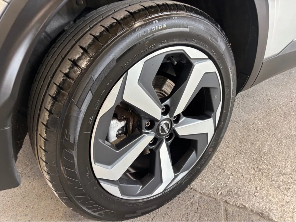 Nissan Qashqai EPOWER SV 4DR AUTO Finance Availabl - Image 3