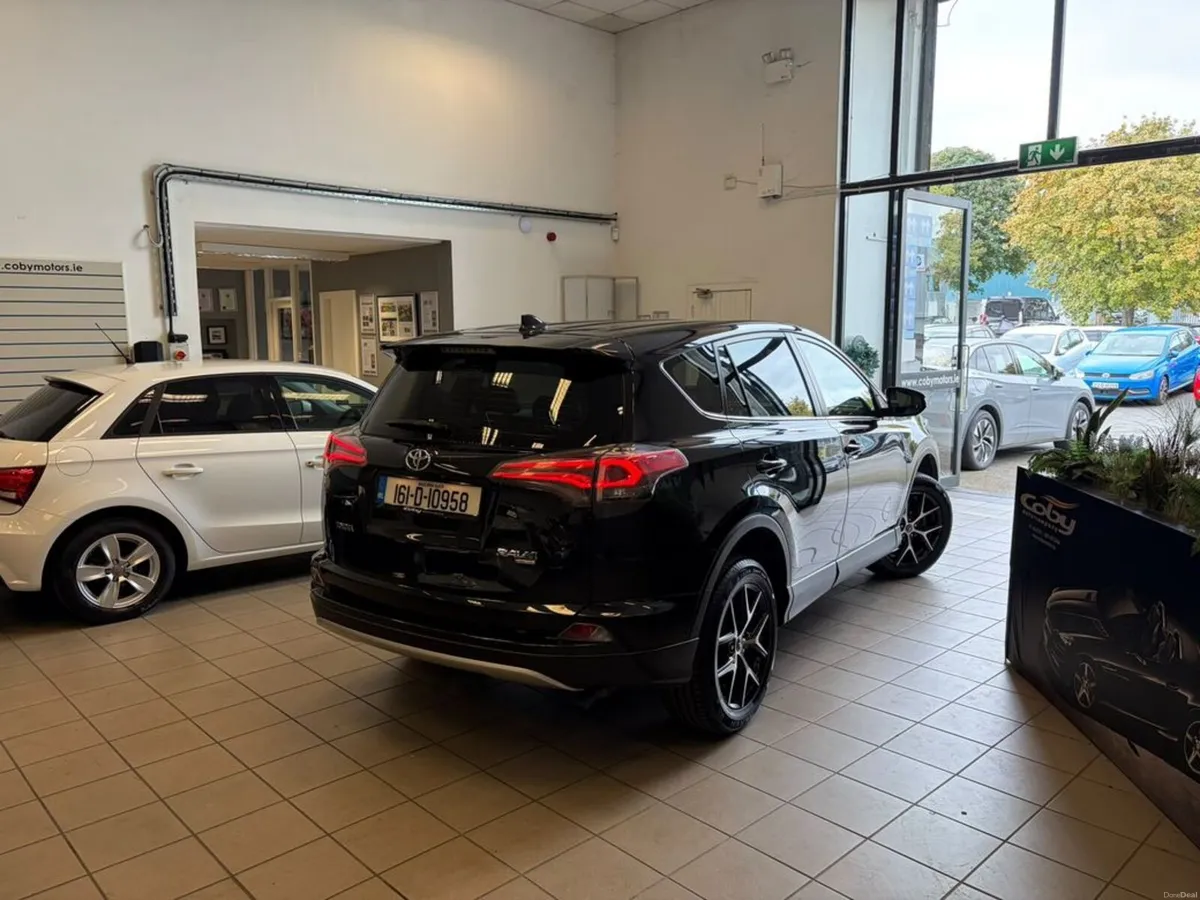 Toyota RAV4 RAV4 2.0d-4d Luna Sport 5DR. Half Leat - Image 6